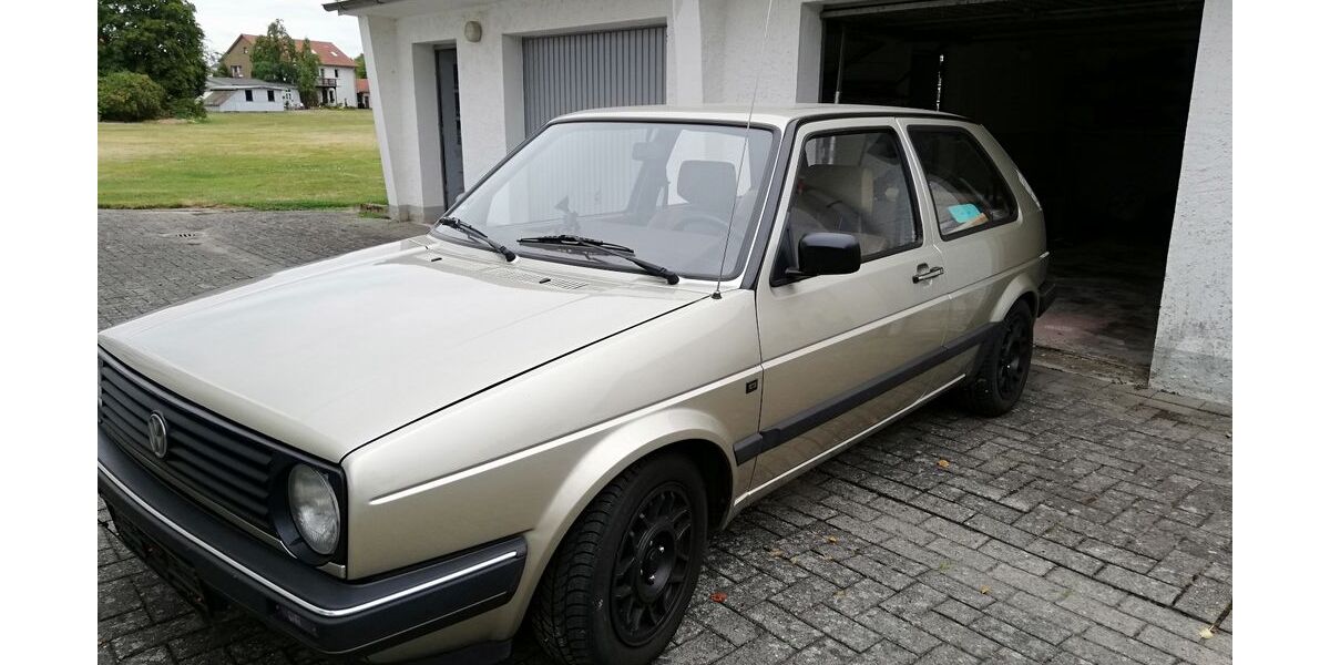 VW Golf 134.000 km 6.666 &euro; Espelkamp 32339