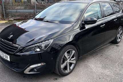 Peugeot 308 135.600 km 6.900 &euro; Neuss 41472