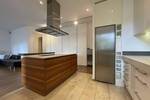 Moderne hochwertige Fünf-Zimmer-Wohnung mit Balkon