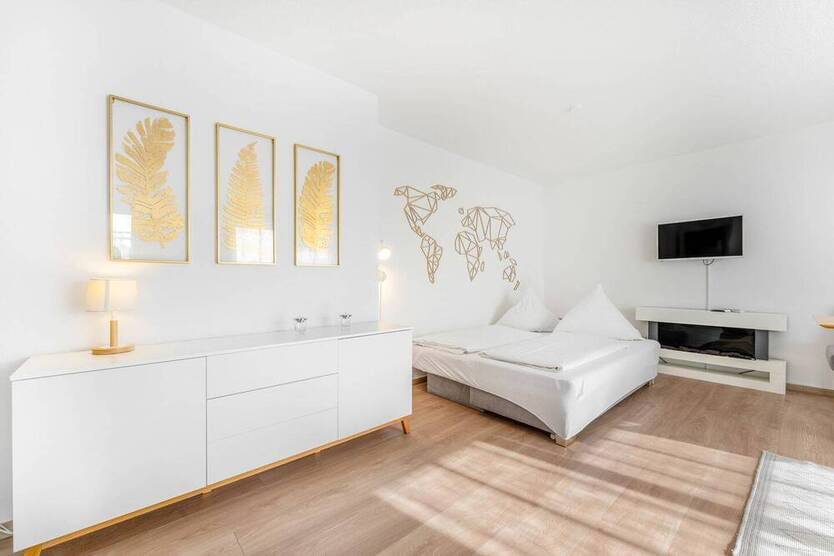 2-Zimmer-Wohnung mit Südbalkon & Tiefgarage - ruhig wohnen mit Weitblick!