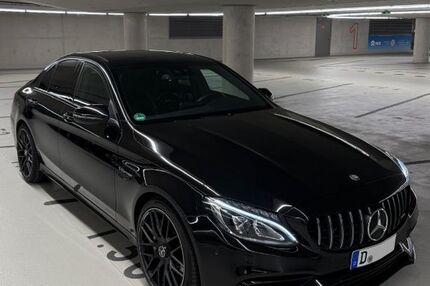 Mercedes C 63 AMG