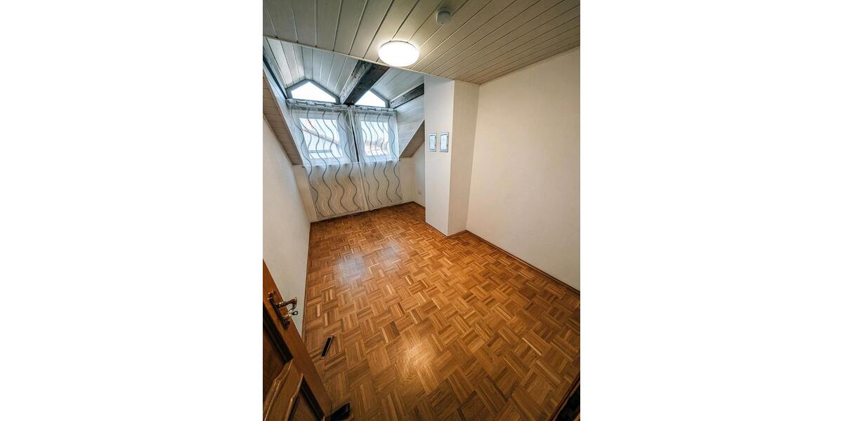 Moderne + Zentrale 114qm 4,5 Zimmer Wohnung in Kaiserslautern 4.5 zimmer