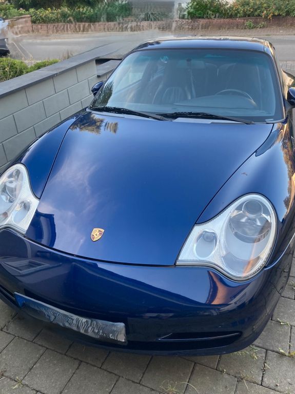 996
