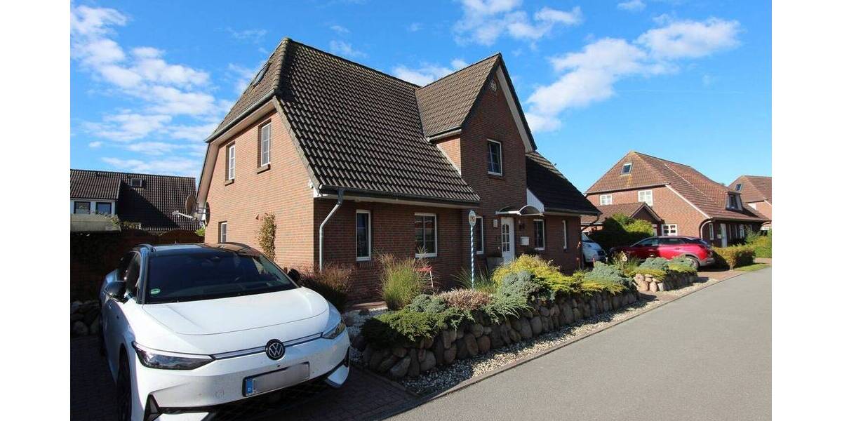 Mehrfamilienhaus, Wohnhaus Klanxbüll - 7 Zimmer, 182 m&sup2;, 398.000&euro; | Angebot:25706558