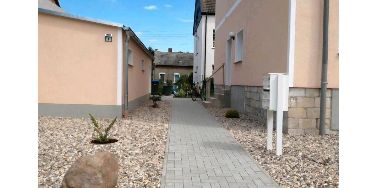 Dachgeschoßwohnung Staßfurt Löderburg - 4 Zimmer, 80 m&sup2;, 400&euro; | Angebot:26382592