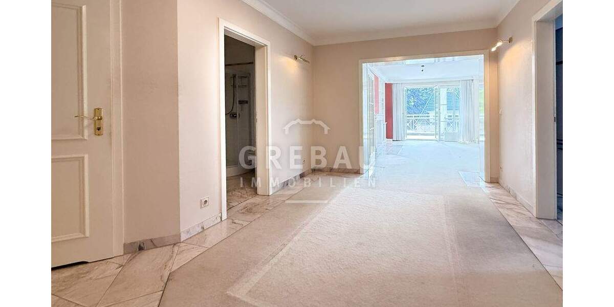 Tolle 3-Zi.-Eigentumswohnung mit Süd-Balkon und TG-Stellplatz fußläufig zum Blankeneser Markt 3 zimmer