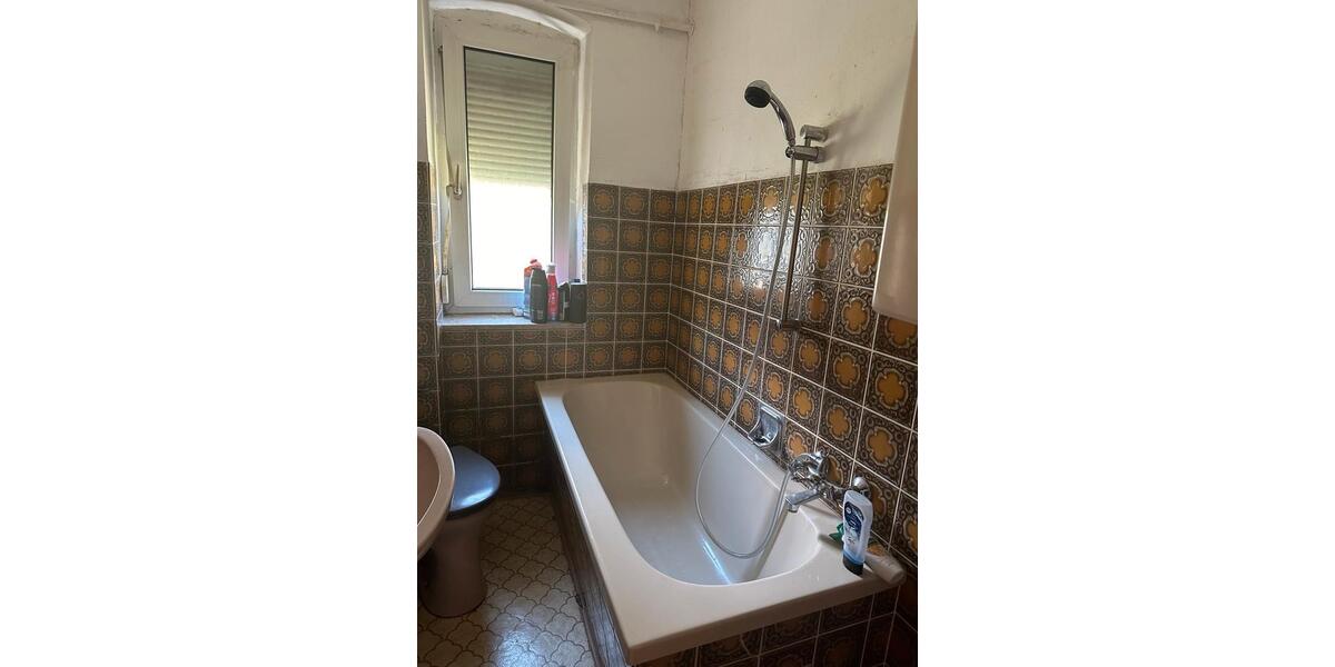 Mehrfamilienhaus, Wohnhaus Tiefenbach - 8 Zimmer, 160 m&sup2;, 130.000&euro; | Angebot:26750000