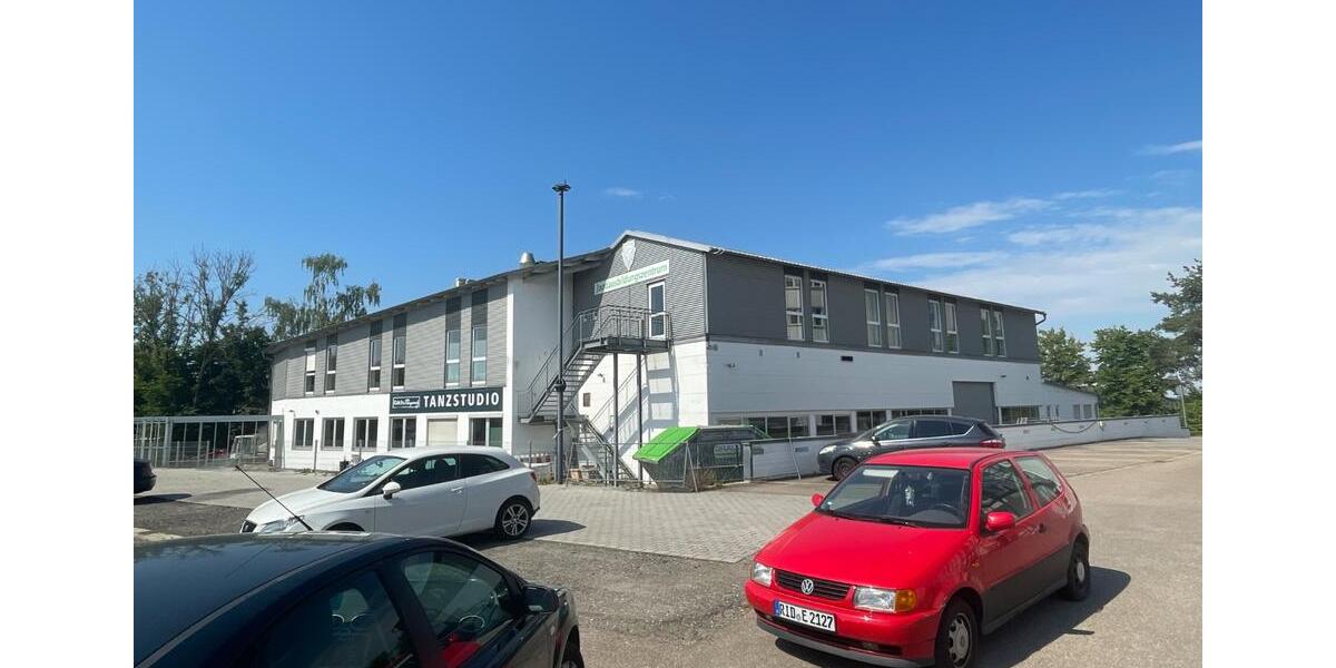Gewerbeobjekt Pentling - 2.300&euro; | Angebot:24541456
