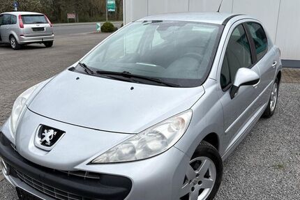 Peugeot 207 145.000 km 1.999 &euro; Freudenberg 97896