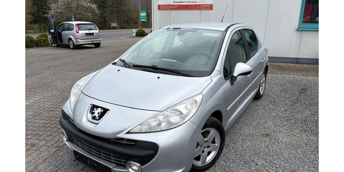 Peugeot 207 145.000 km 1.999 &euro; Freudenberg 97896