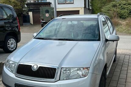 Skoda Fabia 183.322 km 1.299 &euro; Niedereschach 78078