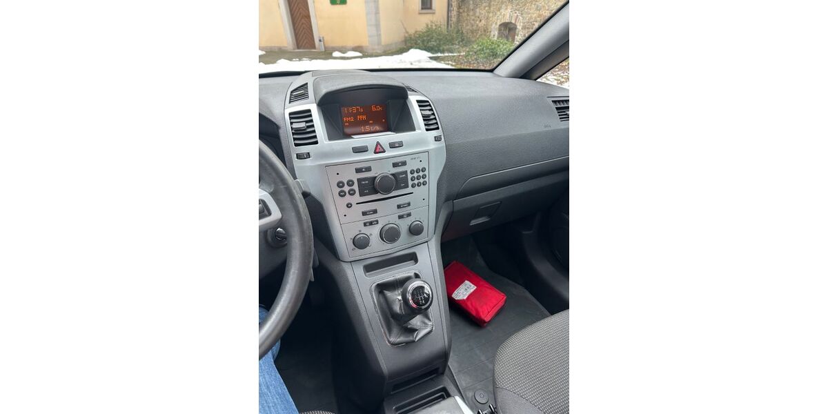 Opel Zafira 196.000 km 3.000 &euro; fulda 36037