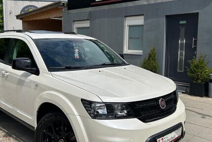 Fiat Freemont 83.000 km 11.990 &euro; Berlin 13088