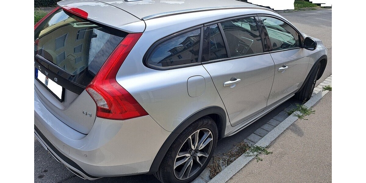 Volvo V60 93.000 km 23.900 € Dachau 85221