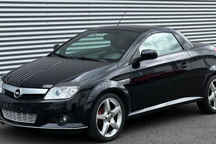 Opel Tigra 143.255 km 2.700 € Herborn 35745