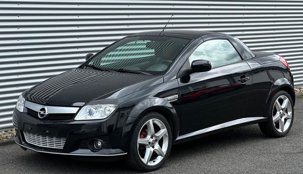 Opel Tigra 143.255 km 2.700 € Herborn 35745