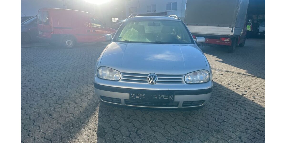 VW Golf 195.230 km 2.100 &euro; Müllenbach 53520