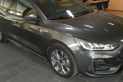 Ford Focus 63.200 km 18.980 &euro; Deggendorf 94469