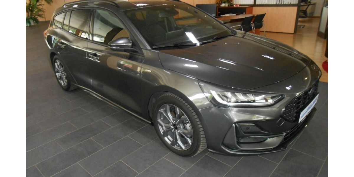 Ford Focus 63.200 km 18.980 &euro; Deggendorf 94469
