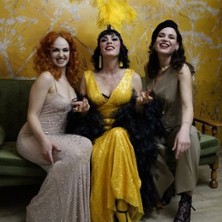Mama Ulita Burlesque 24.10.2025 Vereinshaus Zur Post