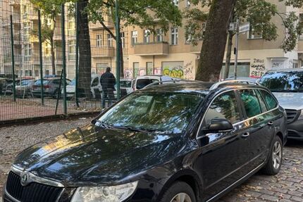 Skoda Superb 244.051 km 4.200 &euro; Berlin 12057
