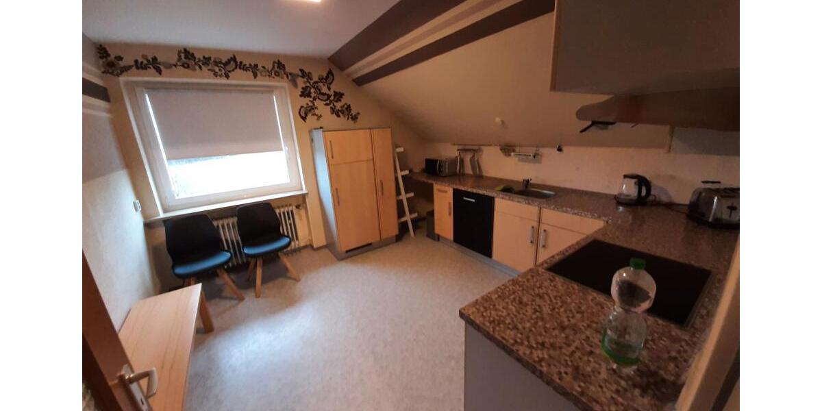 Dachgeschoßwohnung Tirschenreuth - 3 Zimmer, 73 m&sup2;, 452&euro; | Angebot:26183656