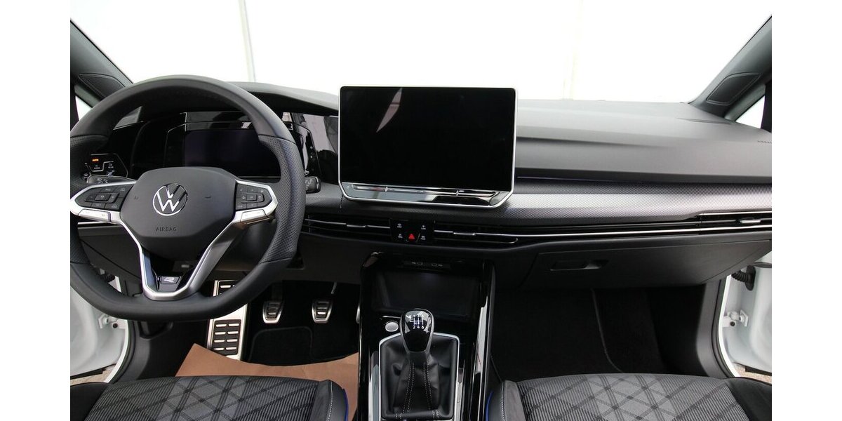 VW Golf VIII Variant 1.5 TSI R-Line LED+KAMERA+ACC 32.787 km 25.900 &euro; Hagenow 19230