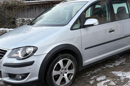 VW Touran 152.000 km 7.800 &euro; Salzweg 94121