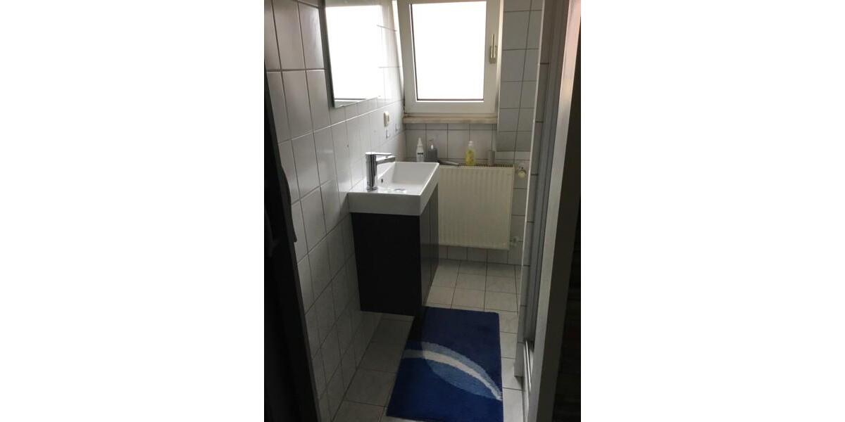 Dachgeschoßwohnung Petersberg - 2 Zimmer, 36 m&sup2;, 409&euro; | Angebot:26657705