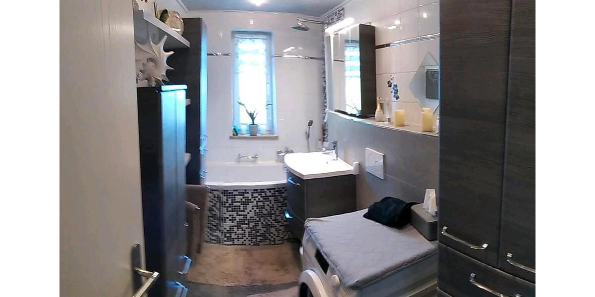 Etagenwohnung Zwickau Cainsdorf - 3 Zimmer, 70 m&sup2;, 99.000&euro; | Angebot:27430124