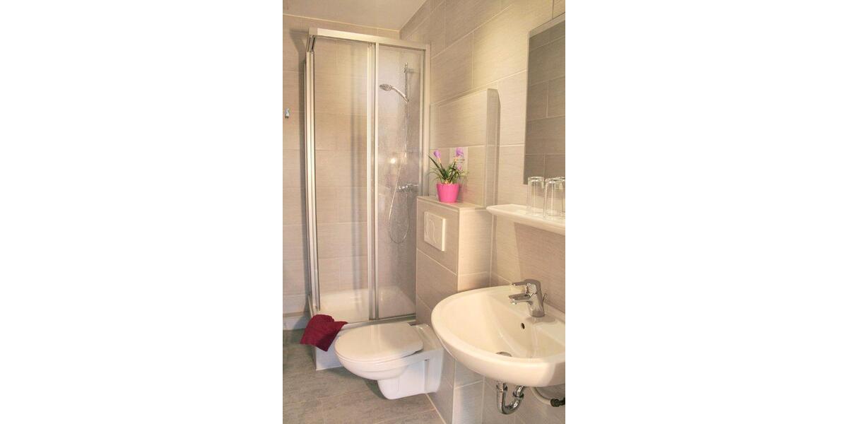 Mehrfamilienhaus, Wohnhaus Zingst - 11 Zimmer, 243 m&sup2;, 850.000&euro; | Angebot:26765987