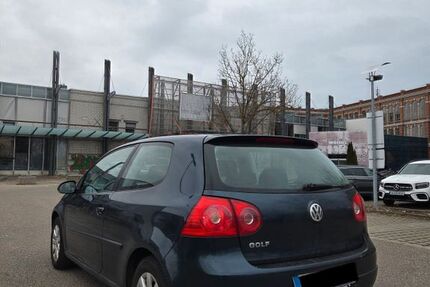 VW Golf 225.000 km 1.800 &euro; Augsburg 86161
