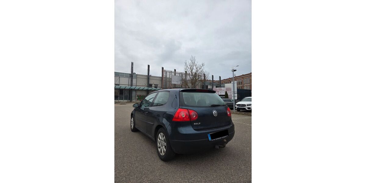 VW Golf 225.000 km 1.950 &euro; Augsburg 86161