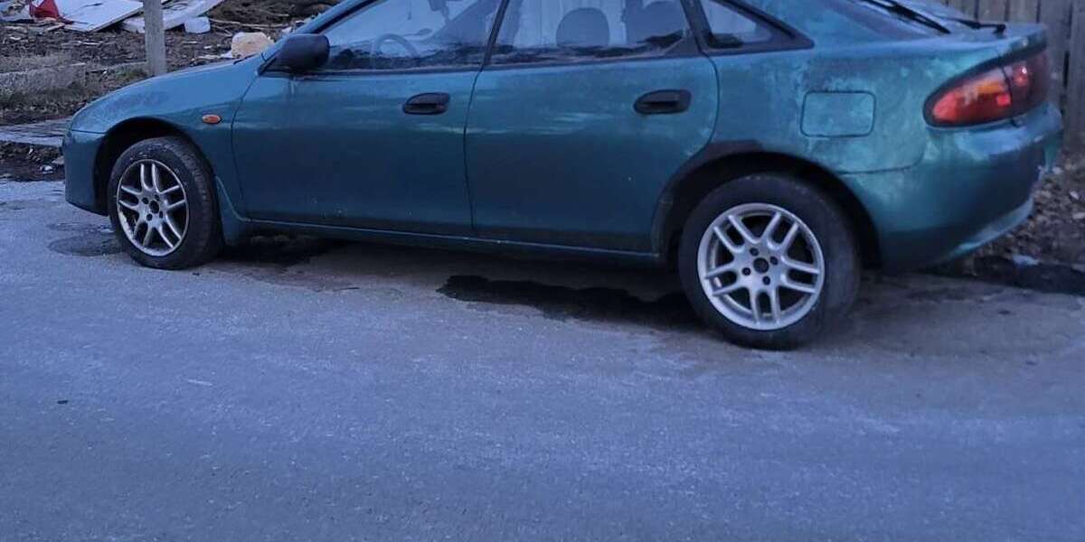 Mazda 323 195.000 km 500 &euro; München 81829