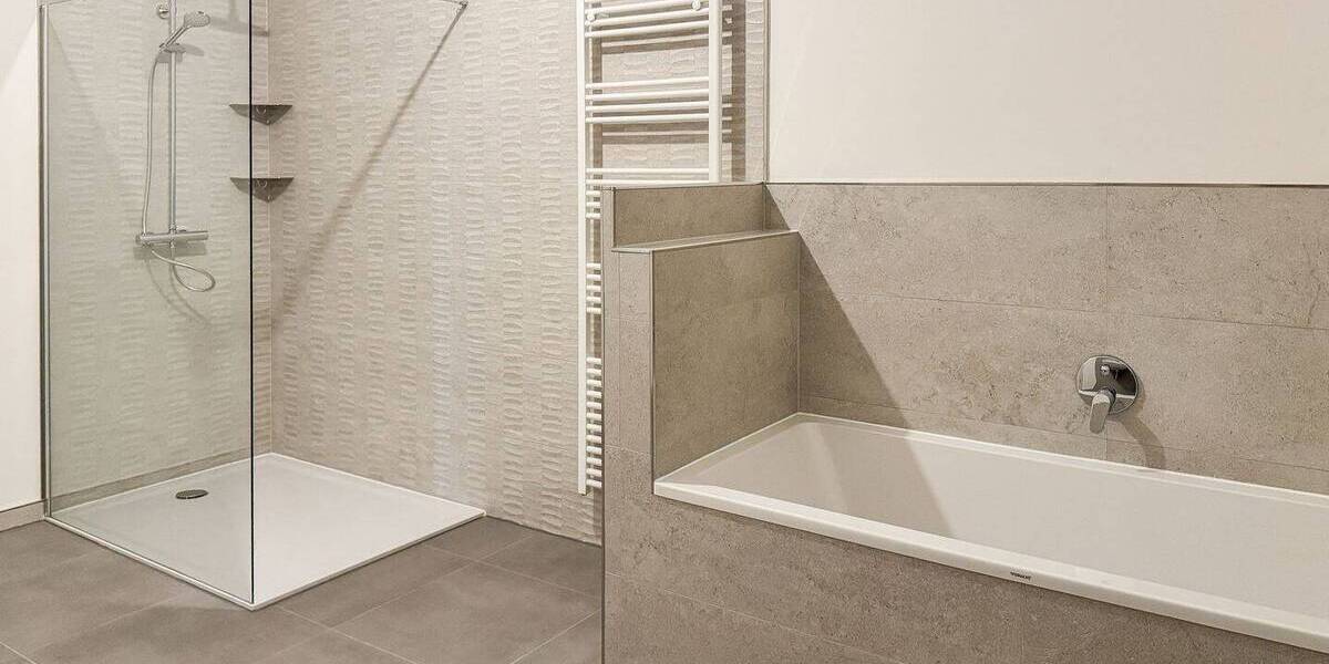 Etagenwohnung Brandenburg an der Havel Neustadt - 3 Zimmer, 120 m&sup2;, 1.200&euro; | Angebot:26857093