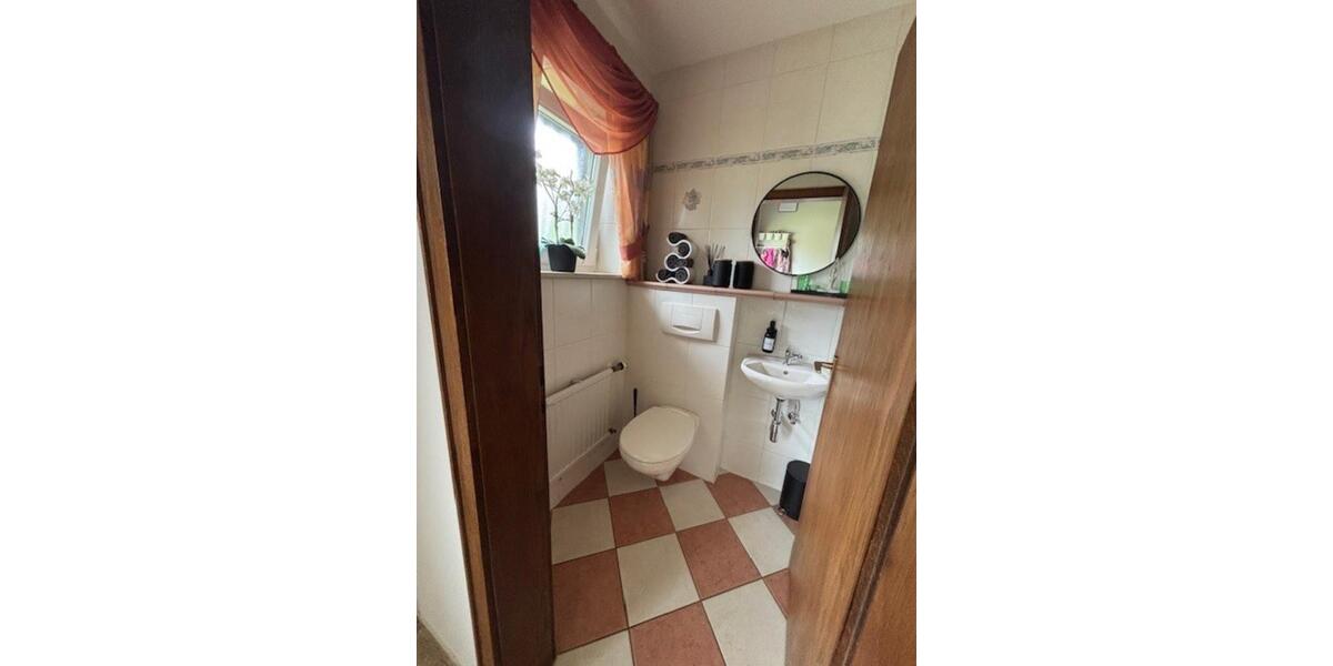 Erdgeschoßwohnung Gerabronn - 6 Zimmer, 140 m&sup2;, 279.000&euro; | Angebot:21271276