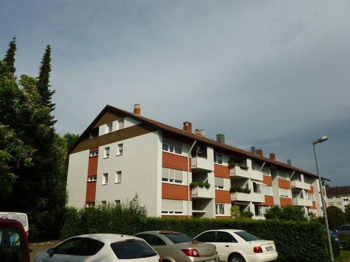 Schöne 3-Zimmerwohnung mit Balkon in gepflegtem Anwesen 3 zimmer