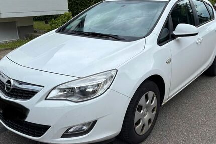 Opel Astra 219.800 km 2.500 &euro; Kirchzarten 79199