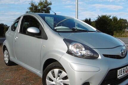 Toyota Aygo (X) 142.180 km 3.950 € Tornesch 25436