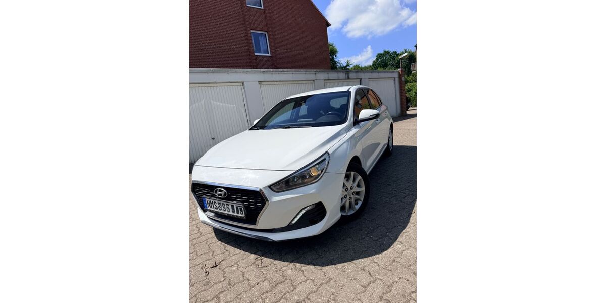 Hyundai i30 140.500 km 9.800 &euro; Neumünster 24539
