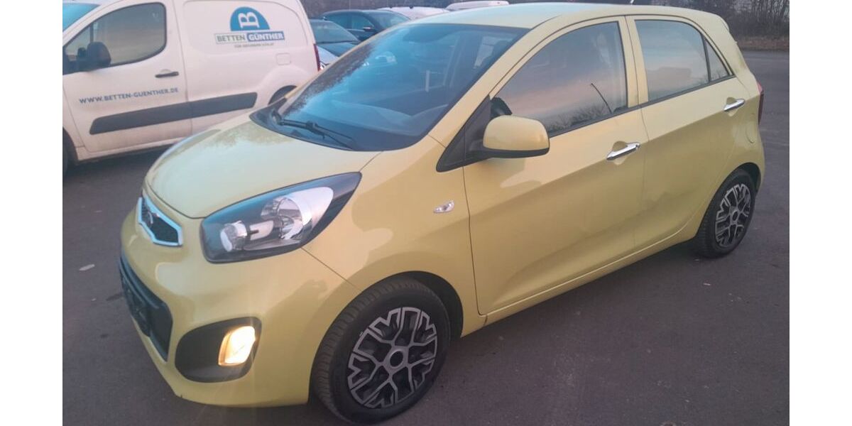 Kia Picanto 159.000 km 2.999 &euro; Diez 65582