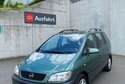 Opel Zafira 60.000 km 3.999 &euro; Backnang 71522