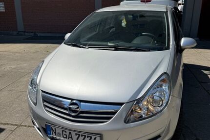 Opel Corsa 84.000 km 3.650 &euro; Nürnberg 90443