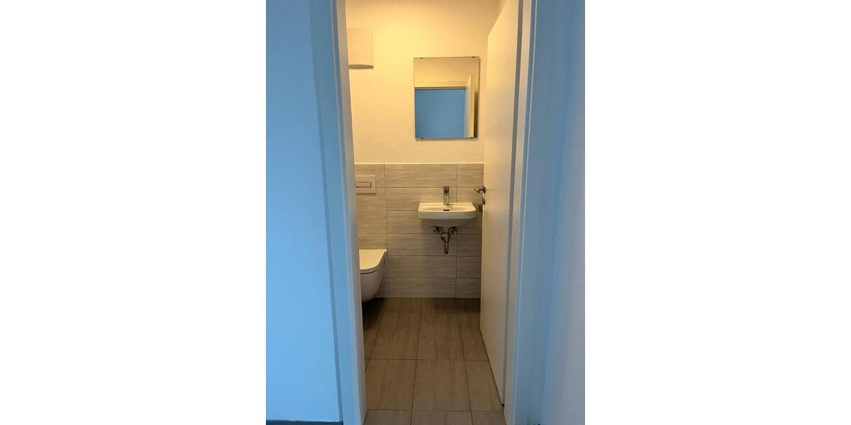 Etagenwohnung Schwandorf - 5 Zimmer, 140 m&sup2;, 1.680&euro; | Angebot:26632555