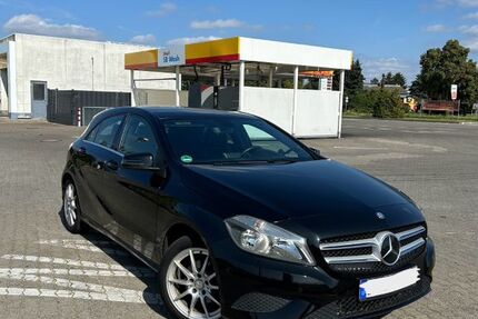 Mercedes-Benz A 180 184.800 km 9.999 &euro; Berlin 13059