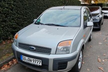 Ford Fusion 134.000 km 2.800 € Bornheim 53332