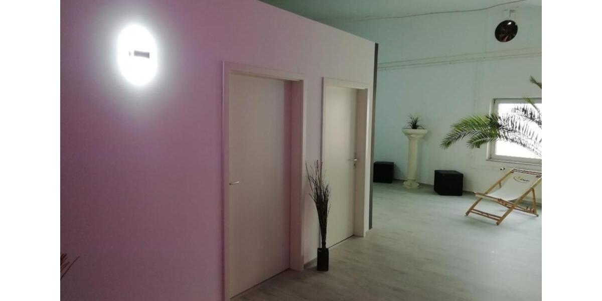 Gewerberaum im Sonnenstudio zimmer