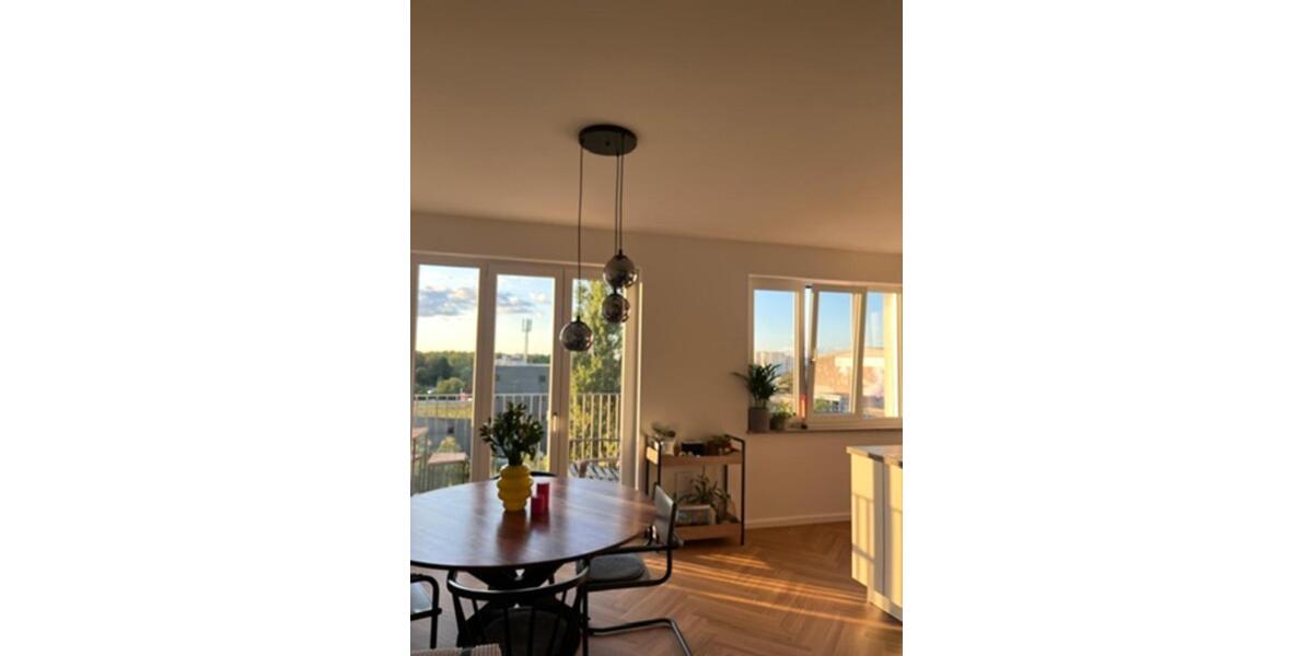 Großzügige Wohnung mit Top-Ausstattung, ideal für Paare&Familien 4 zimmer