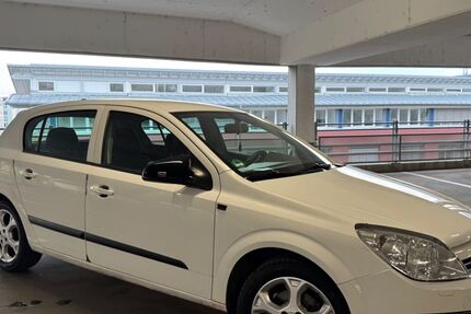 Opel Astra 180.000 km 3.600 &euro; Freiburg 79106