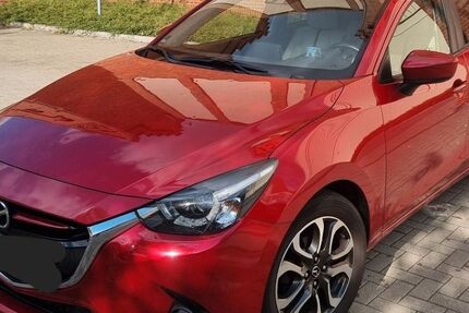 Mazda 2 110.300 km 8.990 € Berlin 12489